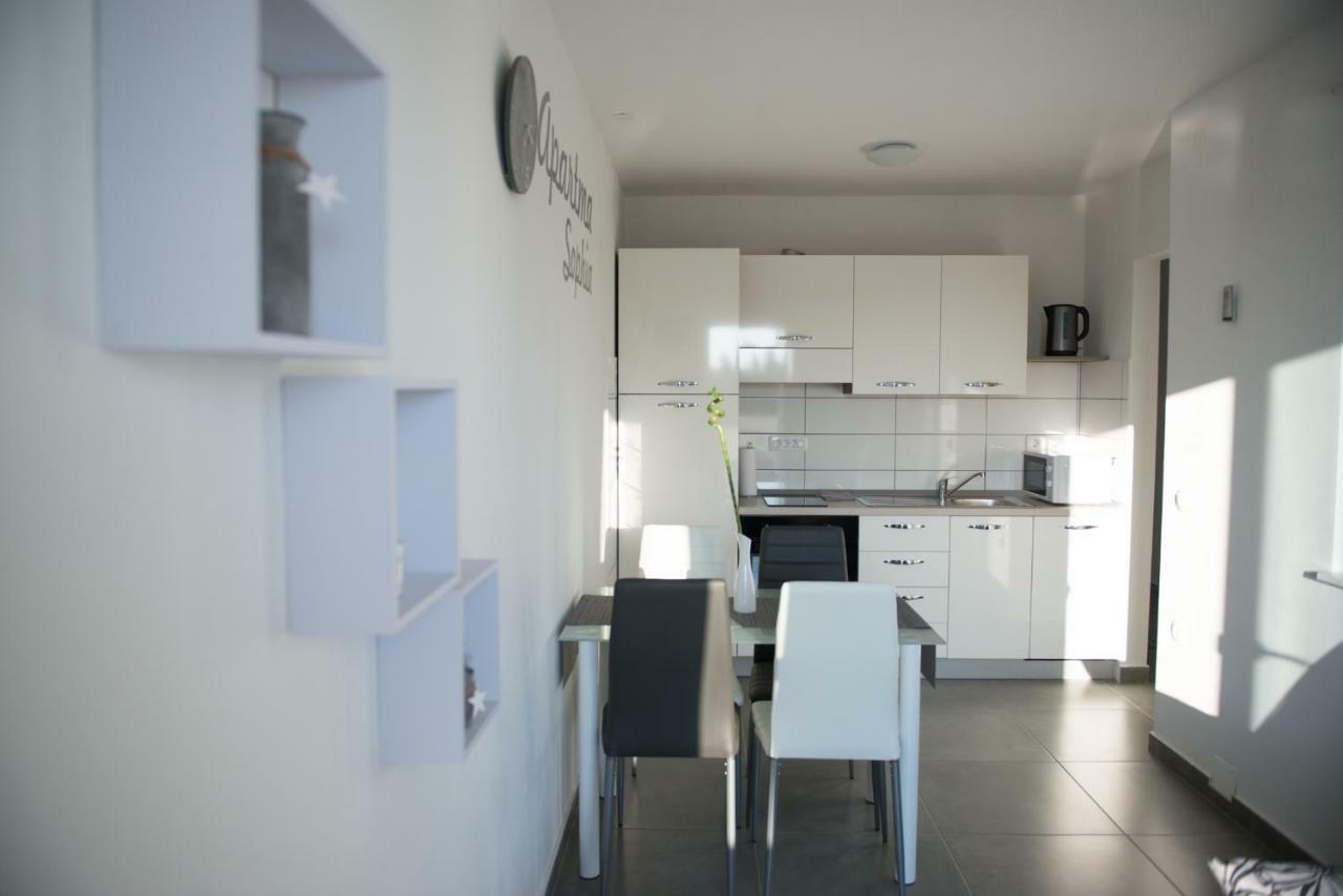 בפורטורוז Apartma Rene מראה חיצוני תמונה